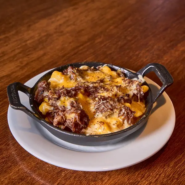 Mac and Cheese Asado de Tira